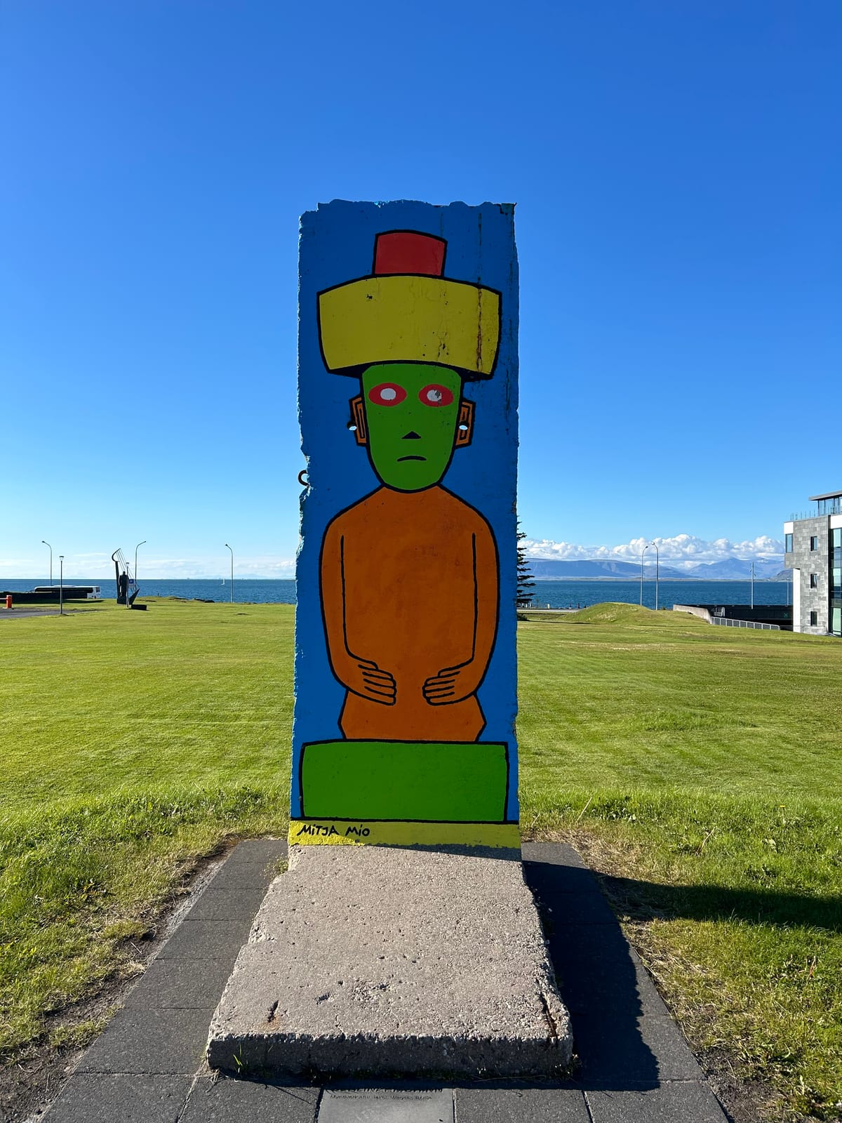 The Berlin Wall, Reykjavík